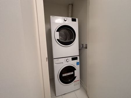 For Lease - 110 Broadway Avenue Unit# 408, Toronto, Ontario - Photo 3