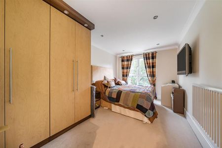 3 bedroom apartment to rent - Photo 5