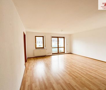 Wohnen im Herzog-Georg-Ring: 3-Raum-Wohnung mit Balkon! - Foto 1