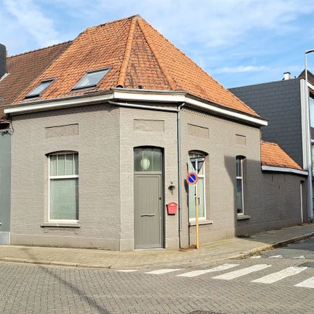 Centraal gelegen hoekwoning te Herentals. - Photo 3