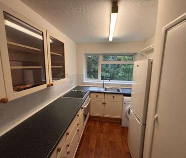 Brambleside, High Wycombe, HP11 - Photo 3