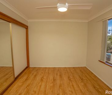 Charming 2-Bedroom Village Sanctuary - Steps from Shops & Beaches! - Photo 2