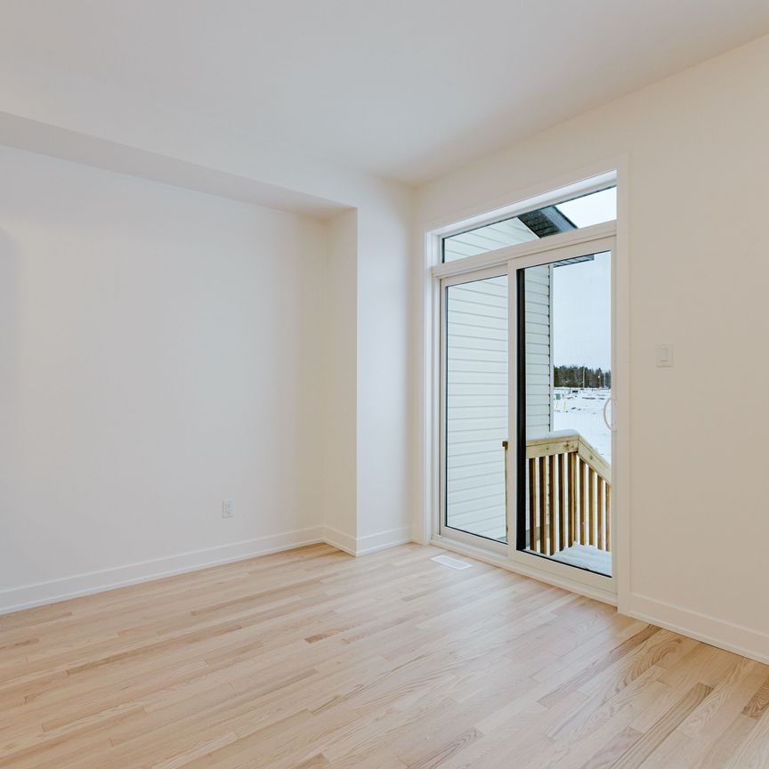 For Lease - 6042 DAVID WEINS Street, Stittsville - Munster - Richmond, Ontario - Photo 1