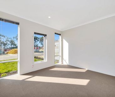 Modern Comfort & Low-Maintenance Living in a Prime Location - Photo 1