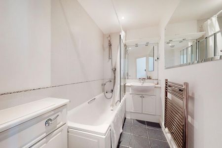 3 bedroom apartment to rent - Photo 5