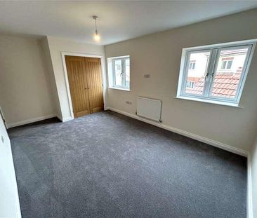 Cheriton Fitzpaine, Crediton, Devon, EX17 - Photo 3