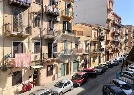 Quadrilocale in affitto