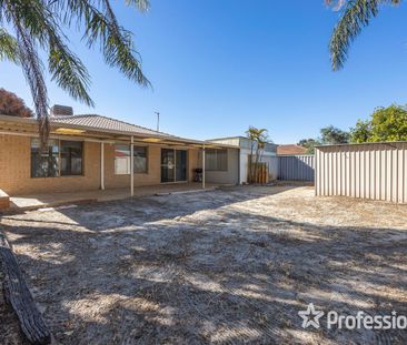 5 Yosemite Loop, Ballajura WA 6066 - Photo 3