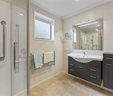 Charming 3-Bedroom Home – Waverley, Dunedin - Photo 2