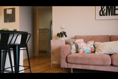 1 Bed Flat, Candle House, LS1 - Photo 5