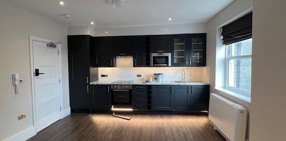 Studio to rent - Photo 2