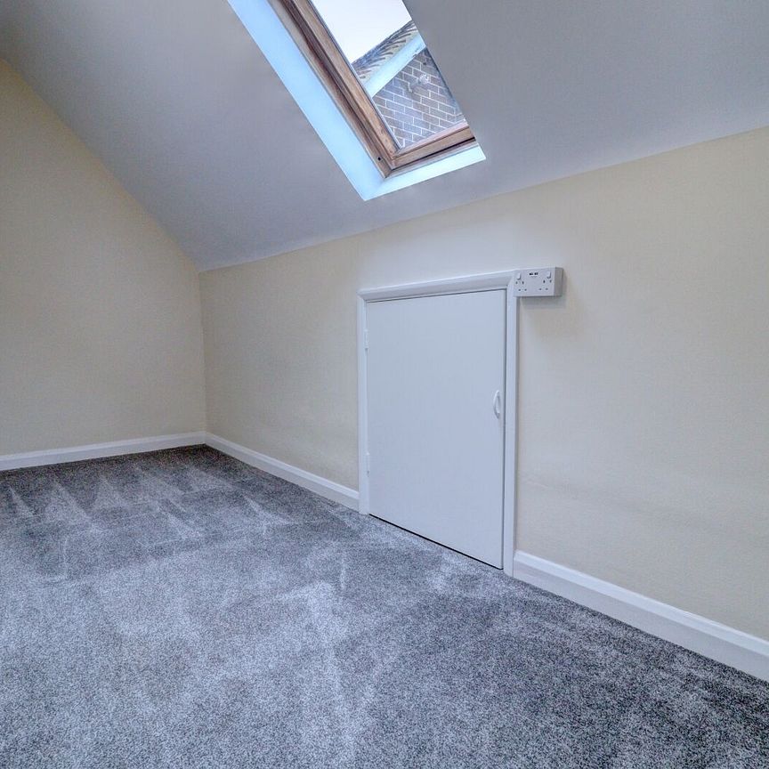 3 bedroom flat to rent, - Photo 1