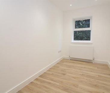 Lime Tree Place, St. Albans - Photo 1