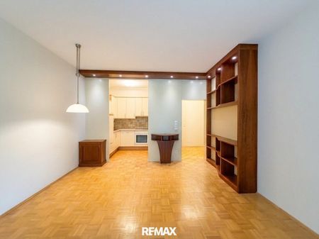 Exklusive Wohnung in Klagenfurt - mit Eigengarten und Tiefgaragenplatz - Photo 3