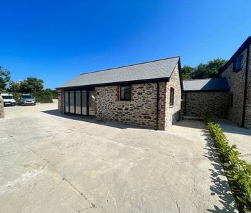 St Ewe, St. Austell, PL26 - Photo 1