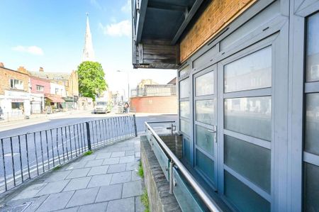 1 bedroom flat to rent - Photo 2