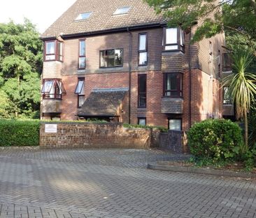 Studio Flat, Tremona Court, SO16 - Photo 6