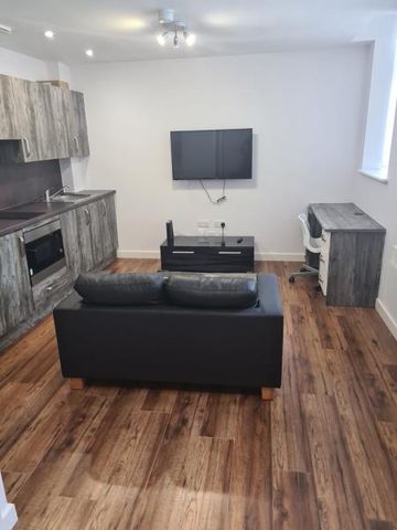 Studio to rent - Photo 3