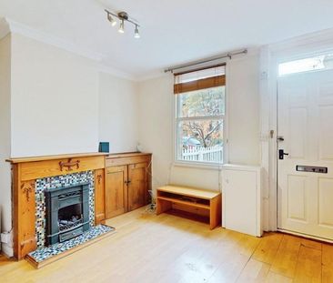 2 bedroom cottage to rent - Photo 1