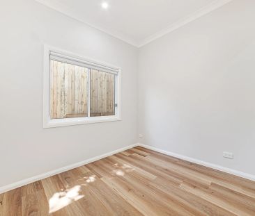 Near New One-Bedroom Granny Flat in Ultra-Convenient Location - Photo 2