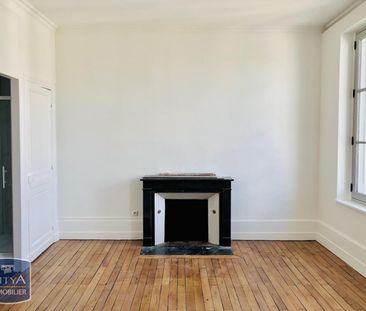 Location Appartement 4 pièces 118m² POITIERS 86000 - Photo 2