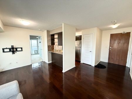 For Lease - 215 Queen St E Street Unit# 1903, Brampton, Ontario - Photo 3