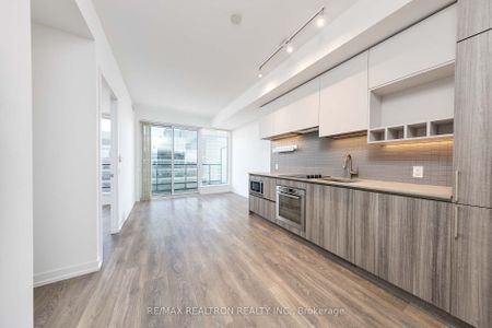 For Lease - 5 Buttermill Avenue Unit# 1106, Vaughan, Ontario - Photo 5