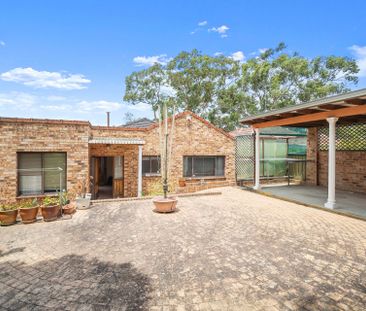 Spacious Family Home - Photo 6