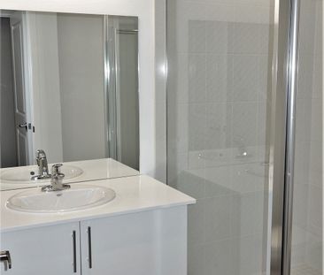 For Lease - 14 Marquette Avenue Unit# 5, Toronto, Ontario - Photo 5
