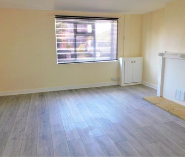 2 bedroom cottage to rent - Photo 1