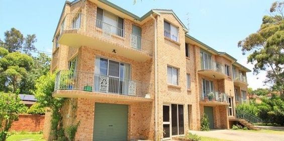 Modern 2 bedroom unit in Prime CBD location - Photo 3