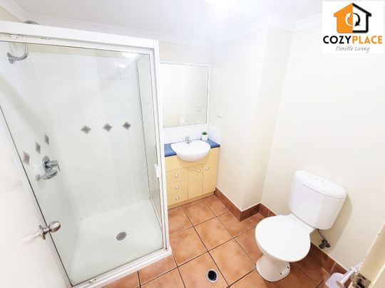 Inner City Resort style unit – Room for 02 with own bathroom! - Photo 1