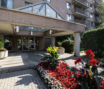 Junior 1 Bedroom Available At 2500 Cavendish Blvd., Montreal - 2500... - Photo 1