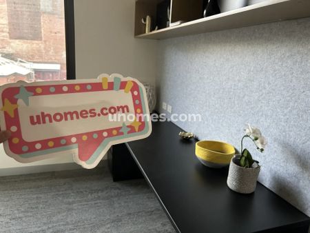 4 Bedroom Apartment - Photo 4