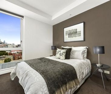 SENSATIONAL LOCATION, SENSATIONAL CITY VIEWS! - Photo 1