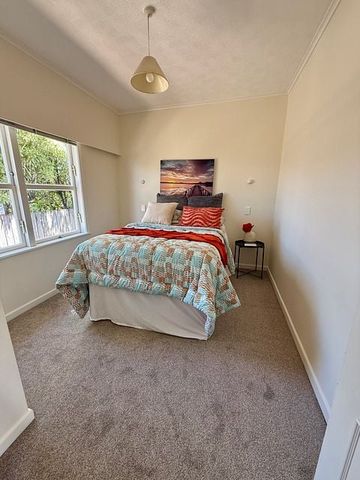 Renovated Charming 3-Bd +1-Bd Granny Flat-Westlake - Photo 4