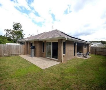 3 Bedroom Duplex in Quiet Street - Photo 5