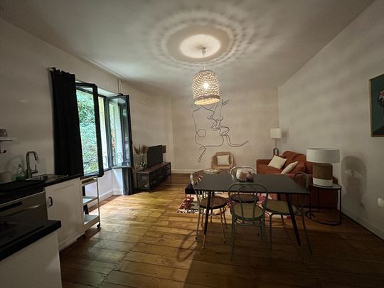 Location Appartement 2 pièces 61m² - Photo 1