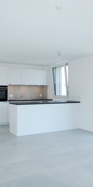 grosszügige moderne Wohnung mit Balkon - Photo 1