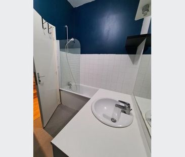 Appartement à Louer à LILLE 724 € - Photo 5