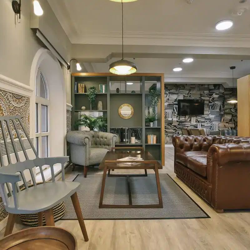 Classic 1 Bed Apartment - Photo 1