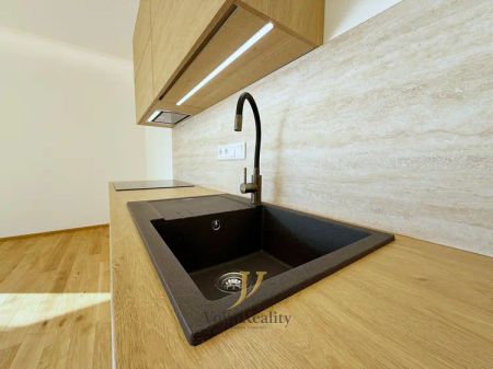 Pronájem byty 2+kk, 69 m - Fotografie 4