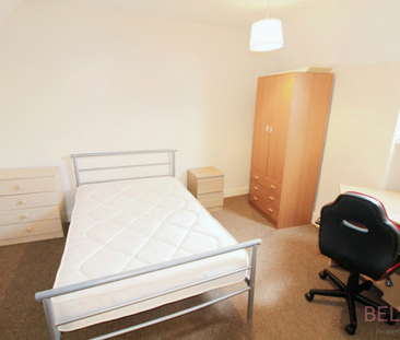 6 bedroom semi-detached house to rent - Photo 1