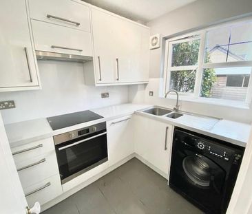 Napier Close, St. Albans, London Colney - Photo 3