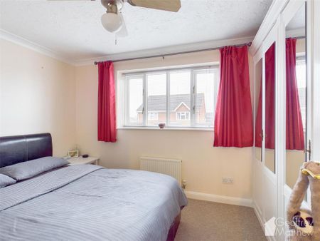 2 bedroom semi-detached house to rent - Photo 3