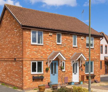 A 3 Bedroom House - End Terrace in Hucclecote GL33UG - Photo 6