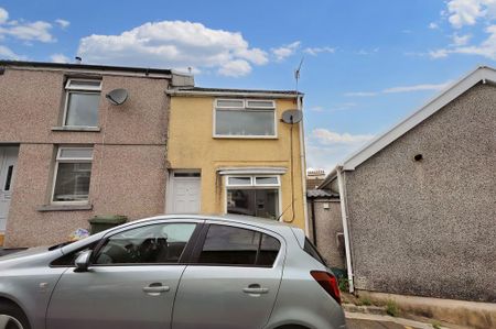 2 bedroom terraced house to rent - Photo 5