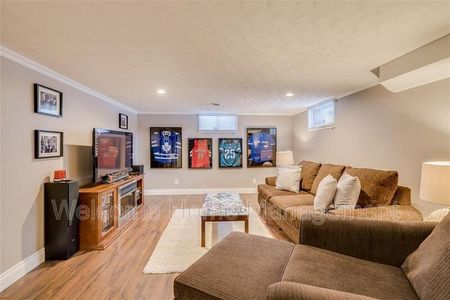 $1,695 / 2 br / 1 ba / ALL INCLUSIVE LOWER UNIT IN ST. CATHARINES! - Photo 2