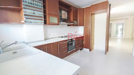 Ενοικιάζεται εξαιρετική μεζονέτα στο Πανόραμα 150 τ.μ - Φωτογραφία 5