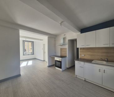Location Appartement 2 pièces 52m² ST OMER 62500 - Photo 2